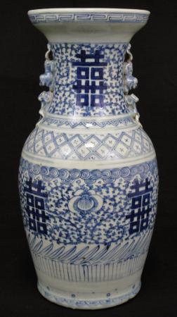 ANTIQUE BLUE AND WHITE CELADON CHINESE VASE 19TH CENTURY REF NO 0132