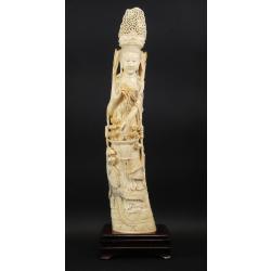 BIG AND ANTIQUE CHINESE SCULPTURE - GUANYIN - IVORY TUSK