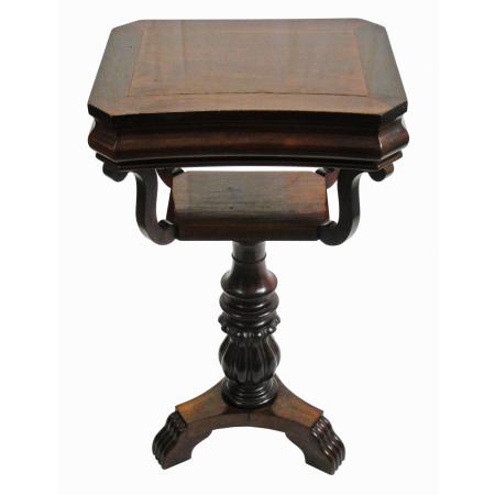 SMALL SPANISH TABLE WITH MIRROR INSIDE FIRST HALF OF XXTH CENTURY - photo 3
