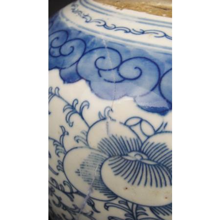 PAIR OF CHINESE CELADON BLUE AND WHITE PORCELAIN POTS - photo 13